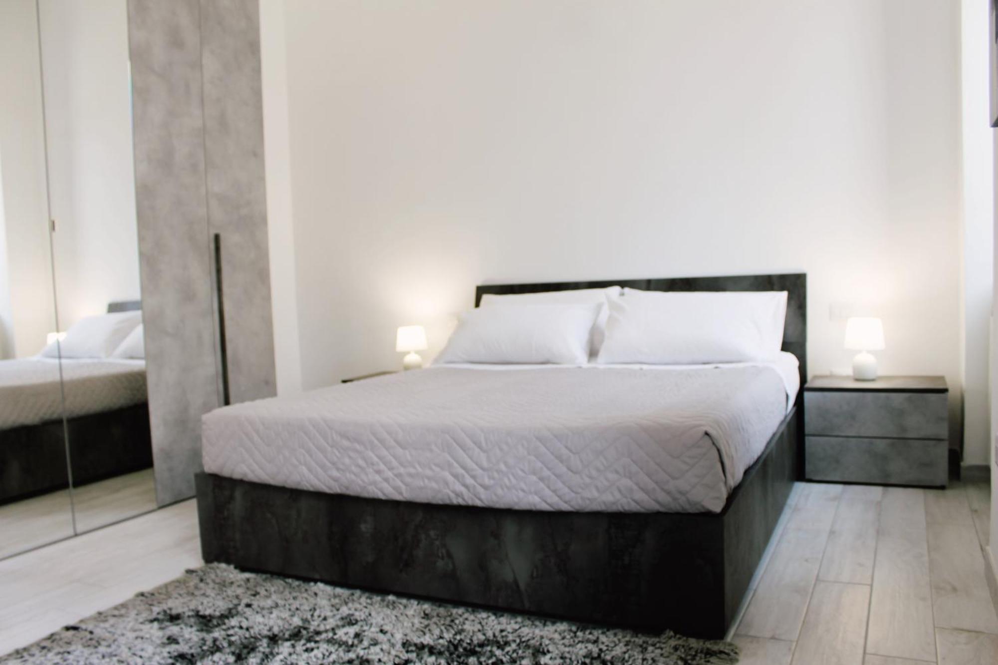 Alivi Indipendent Apartment ブリンディジ エクステリア 写真